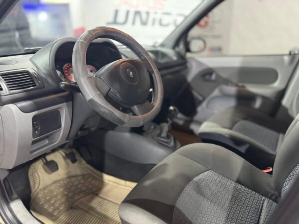 RENAULT CLIO 2008 - Image 5