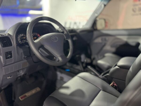 TOYOTA PRADO 2001 - Image 5