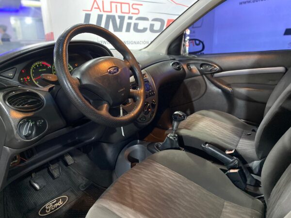 FORD FOCUS 2.0 2006 - Image 5