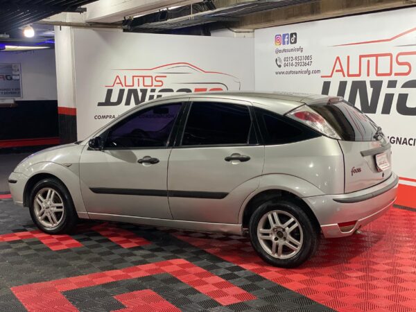 FORD FOCUS 2.0 2006 - Image 3