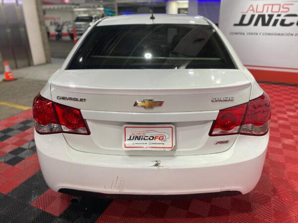 CHEVROLET CRUZE 2011 - Image 4