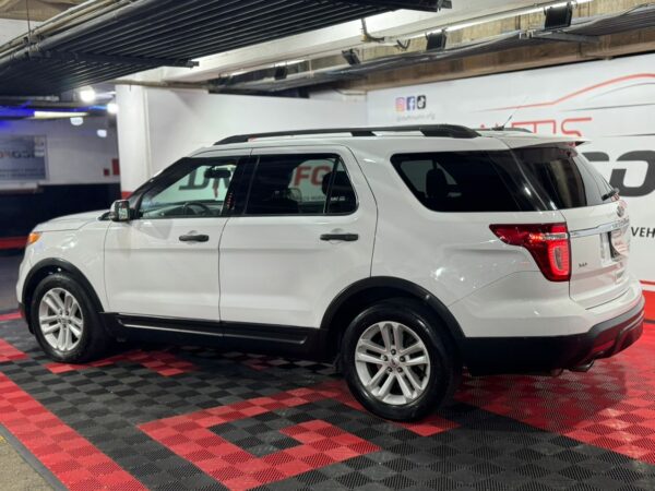 FORD EXPLORER 4X2 2012 - Image 3