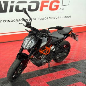 KTM DUKE 390 2023
