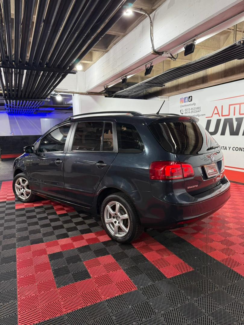 VOLKSWAGEN SPACEFOX 2012 - Image 3