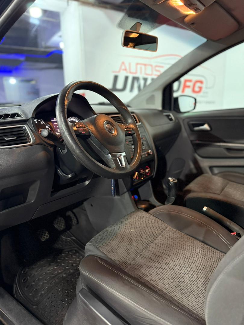 VOLKSWAGEN SPACEFOX 2012 - Image 4