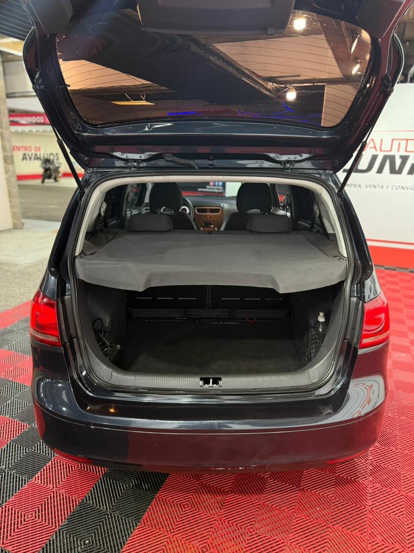 VOLKSWAGEN SPACEFOX 2012 - Image 7