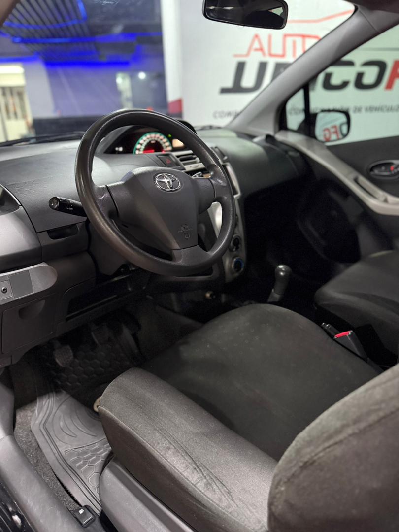 TOYOTA YARIS 2007 - Image 9