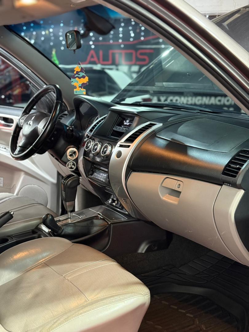 MITSUBISHI MONTERO SPORT 2015 - Image 9