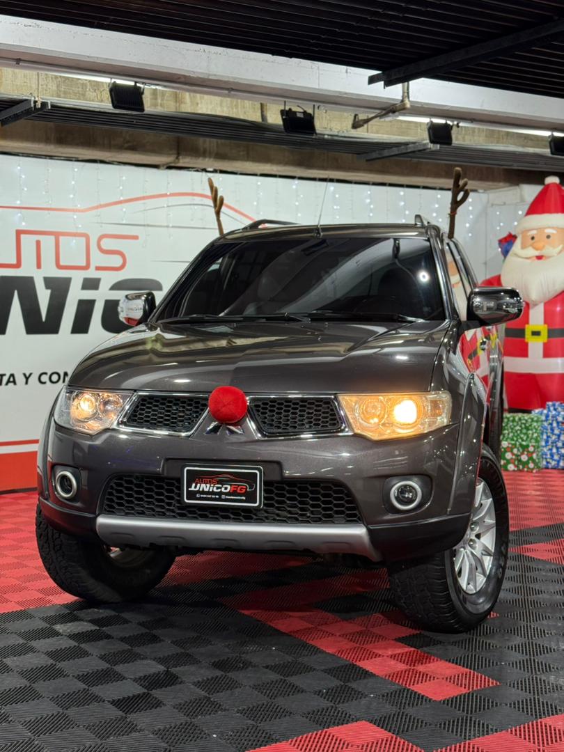 MITSUBISHI MONTERO SPORT 2015