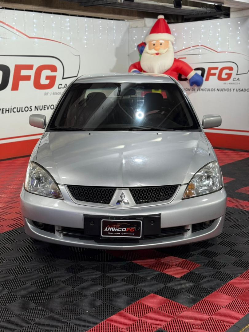 MITSUBISHI LANCER GLX 2013 - Image 2