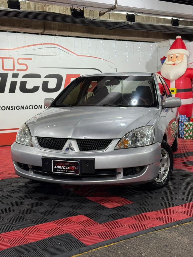 MITSUBISHI LANCER GLX 2013