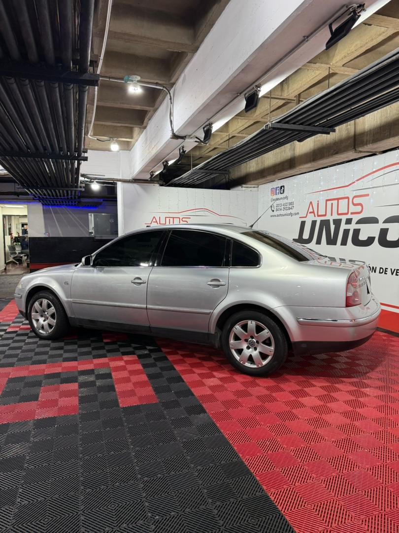 VOLKSWAGEN PASSAT 2.8 2002 - Image 7