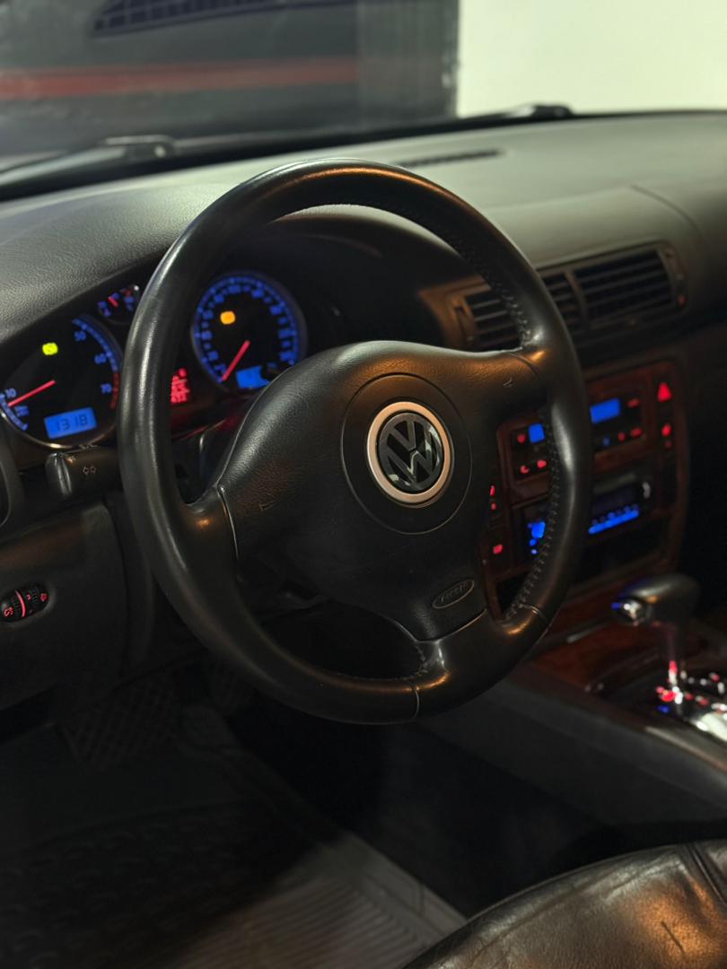 VOLKSWAGEN PASSAT 2.8 2002 - Image 9