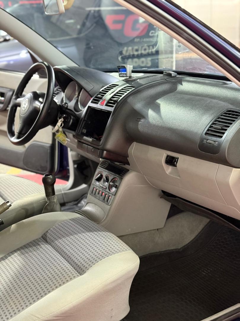 VOLKWAGEN POLO CLASSIC 2002 - Image 10