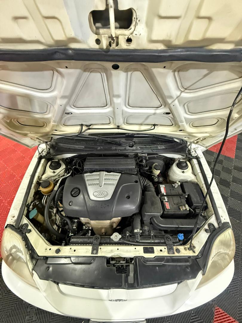 KIA RIO STYLUS 2009 - Image 15