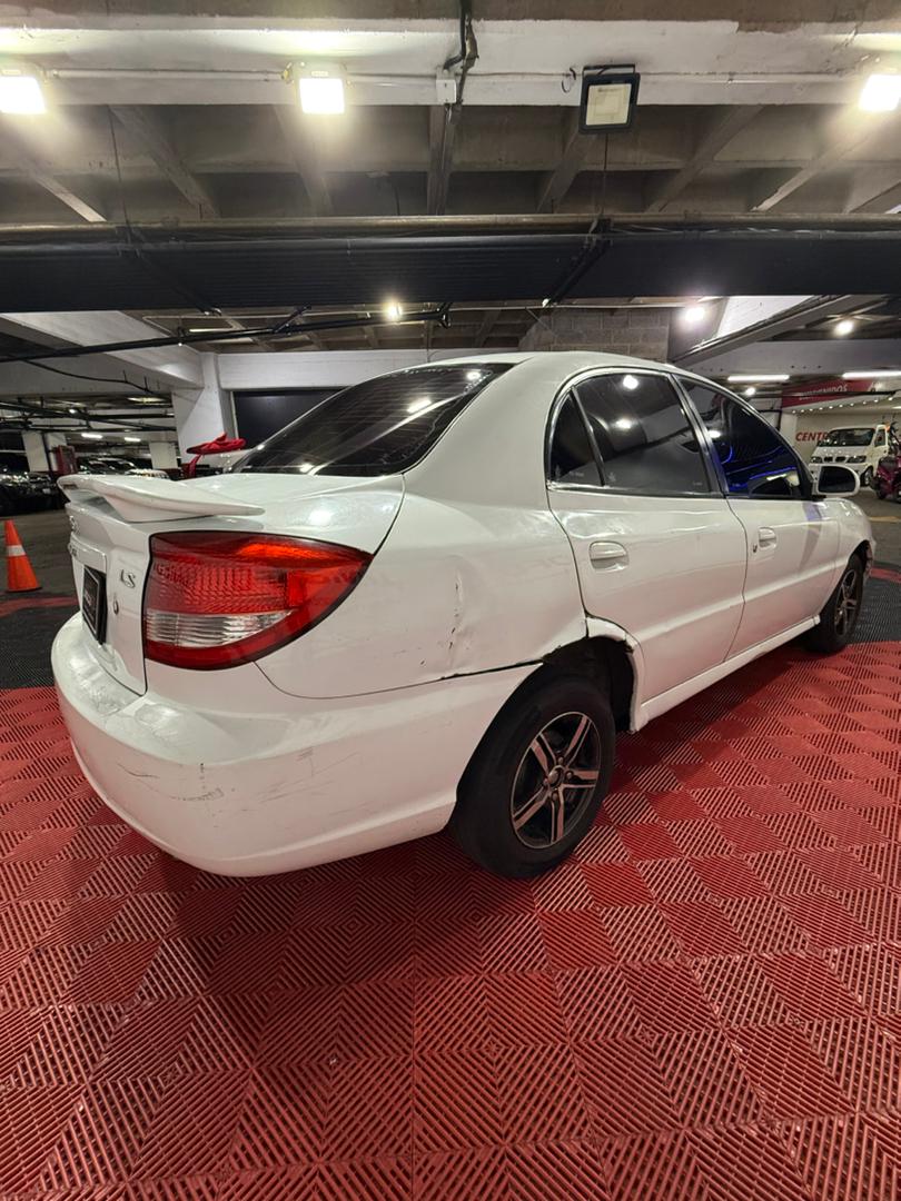 KIA RIO STYLUS 2009 - Image 5