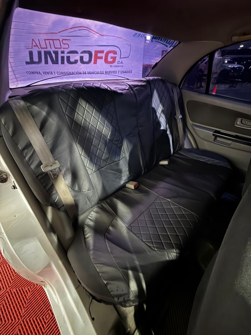 KIA RIO STYLUS 2009 - Image 13