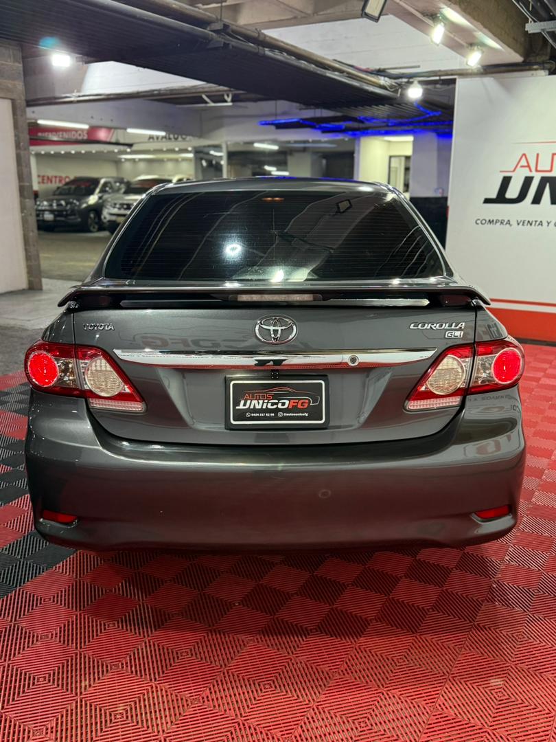 TOYOTA COROLLA GLI 2012 - Image 6
