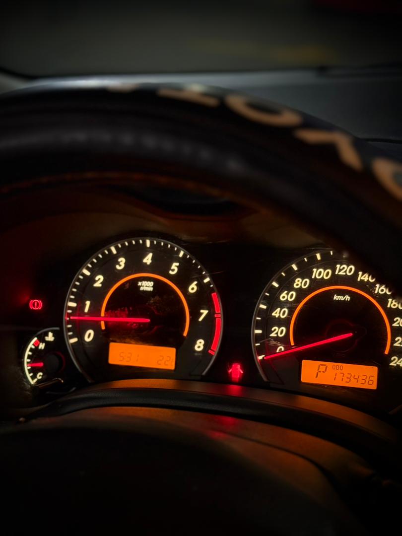 TOYOTA COROLLA GLI 2012 - Image 12