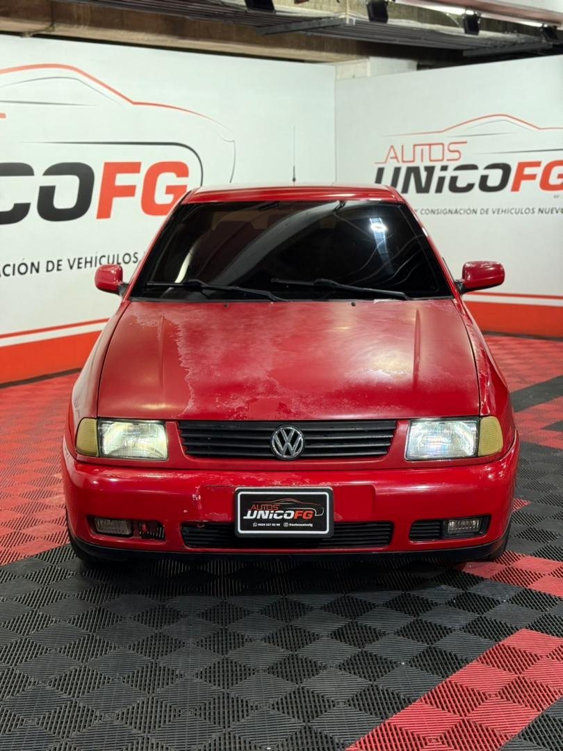 VOLKSWAGEN POLO CLASSIC 2001 - Image 2
