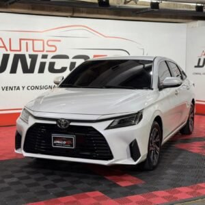 TOYOTA YARIS E 2025