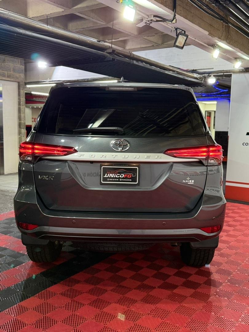 TOYOTA FORTUNER 4X4 2024 - Image 5