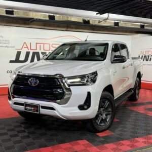 TOYOTA HILUX SRX 2023