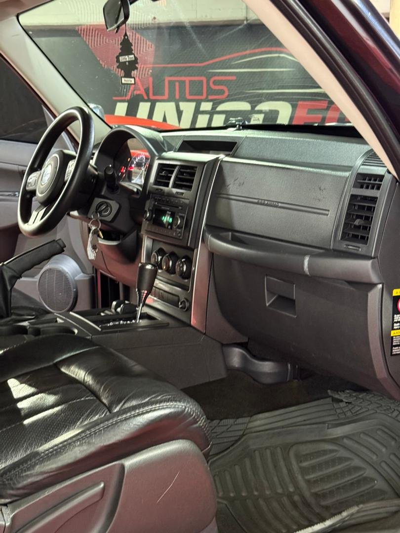 JEEP CHEROKEE KK SPORT 2011 - Image 8