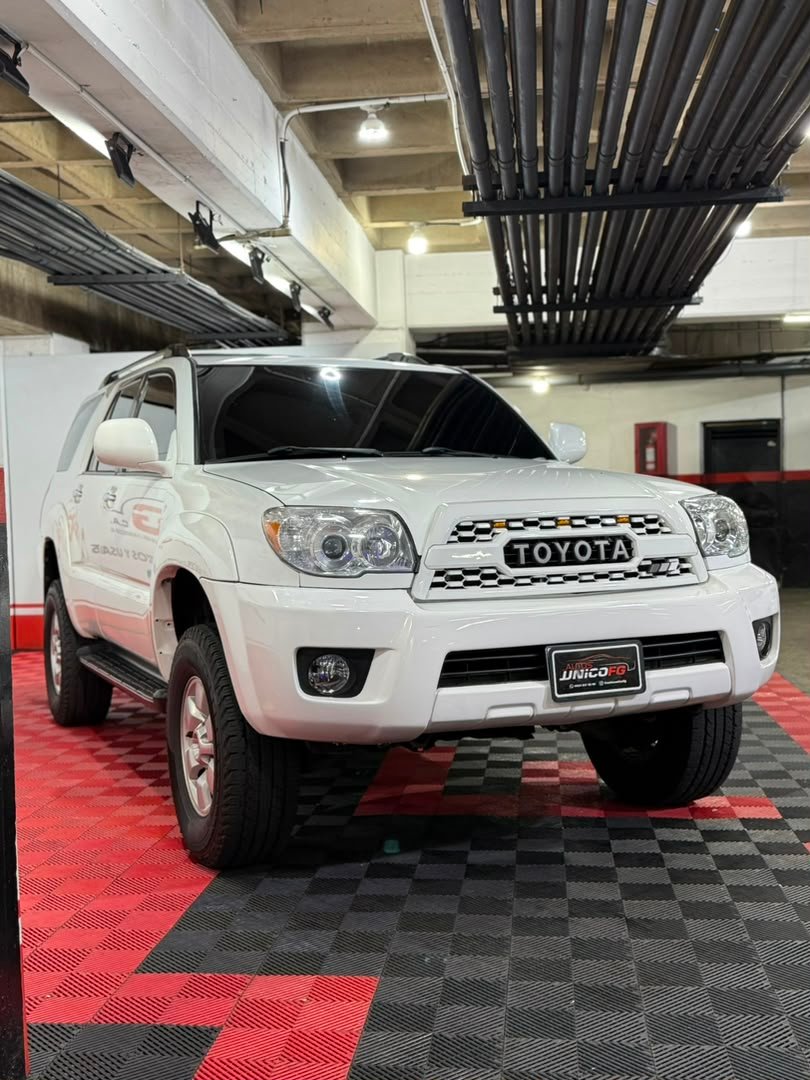 TOYOTA 4RUNNER 2007 - Image 3