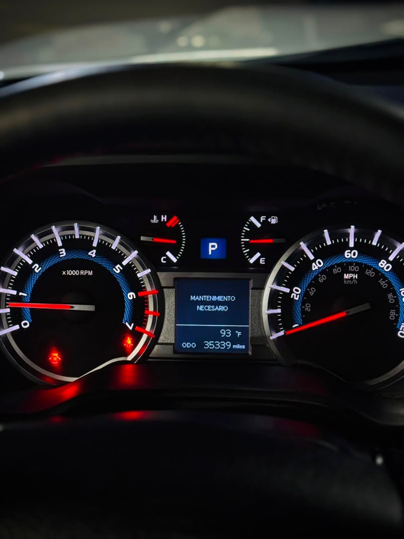 TOYOTA 4RUNNER 2015 - Image 9