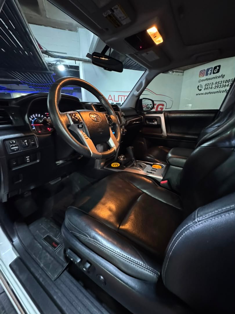 TOYOTA 4RUNNER 2015 - Image 6