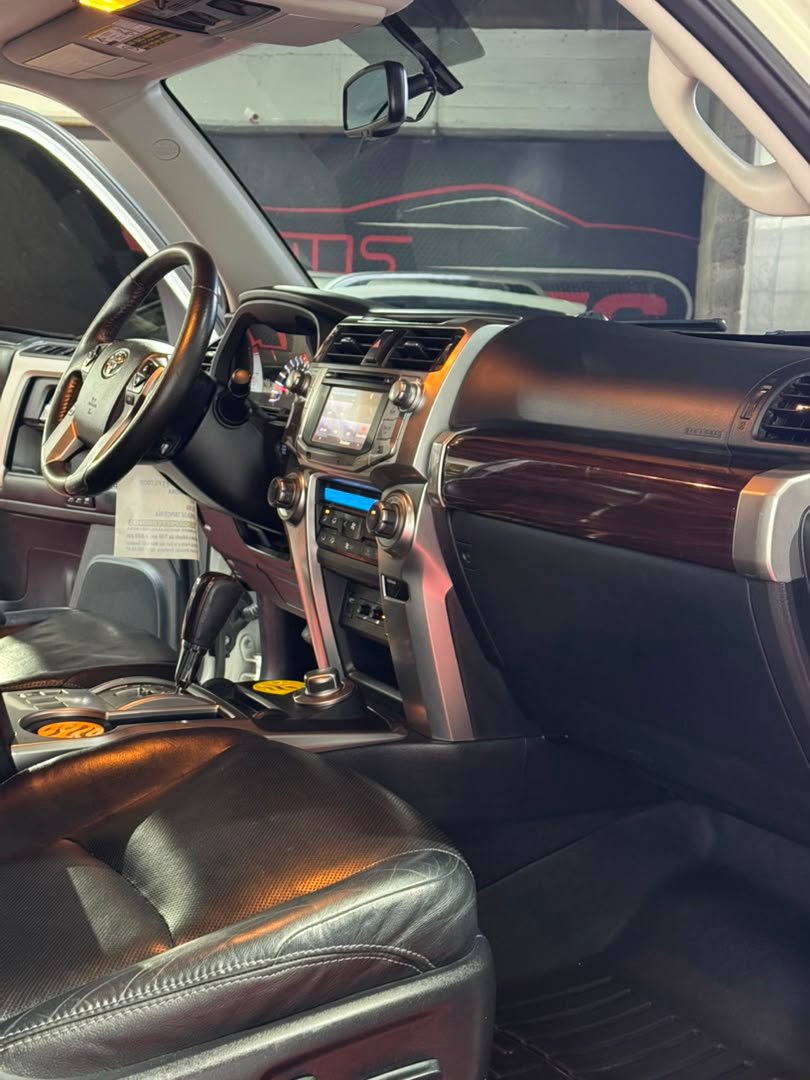 TOYOTA 4RUNNER 2015 - Image 7
