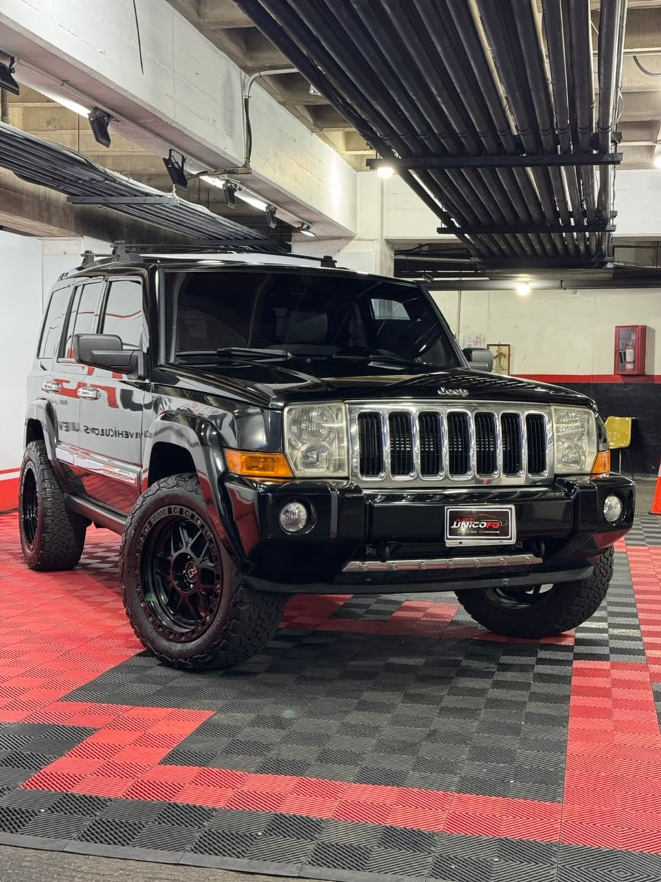 JEEP COMMANDER LIMITED 2007 - Image 3