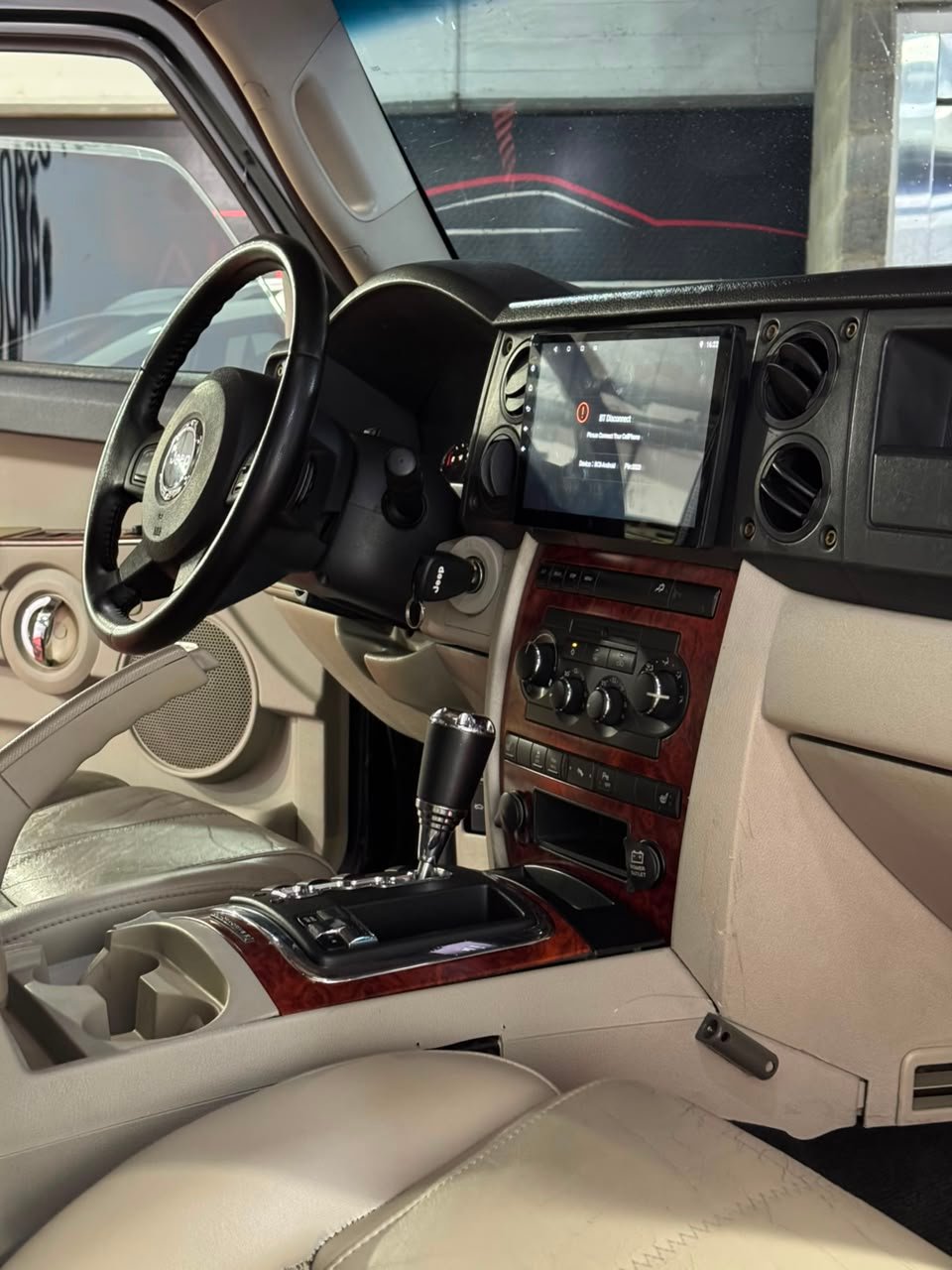 JEEP COMMANDER LIMITED 2007 - Image 9