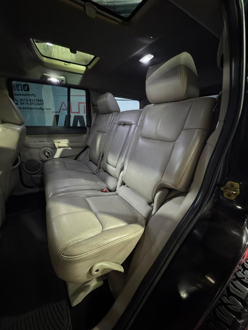 JEEP COMMANDER LIMITED 2007 - Image 13