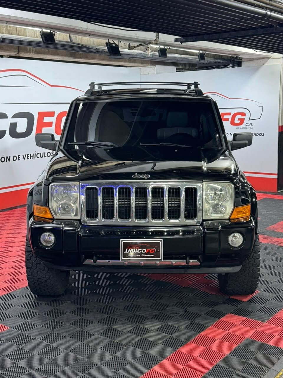 JEEP COMMANDER LIMITED 2007 - Image 2