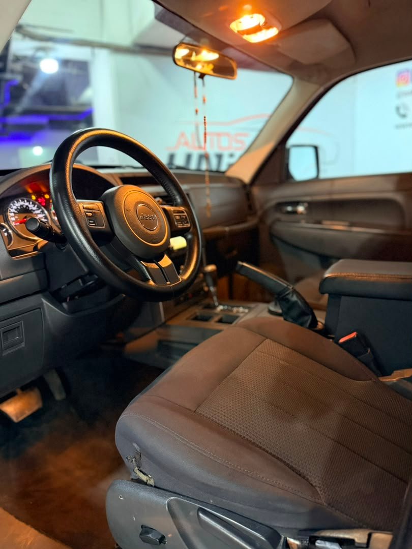 JEEP CHEROKEE KK SPORT 2013 - Image 7