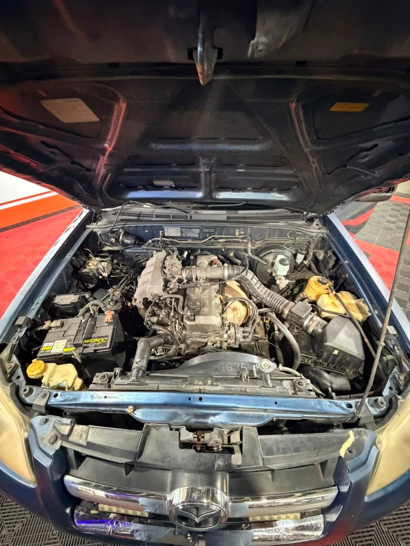 MAZDA BT-50 4X2 2012 - Image 12