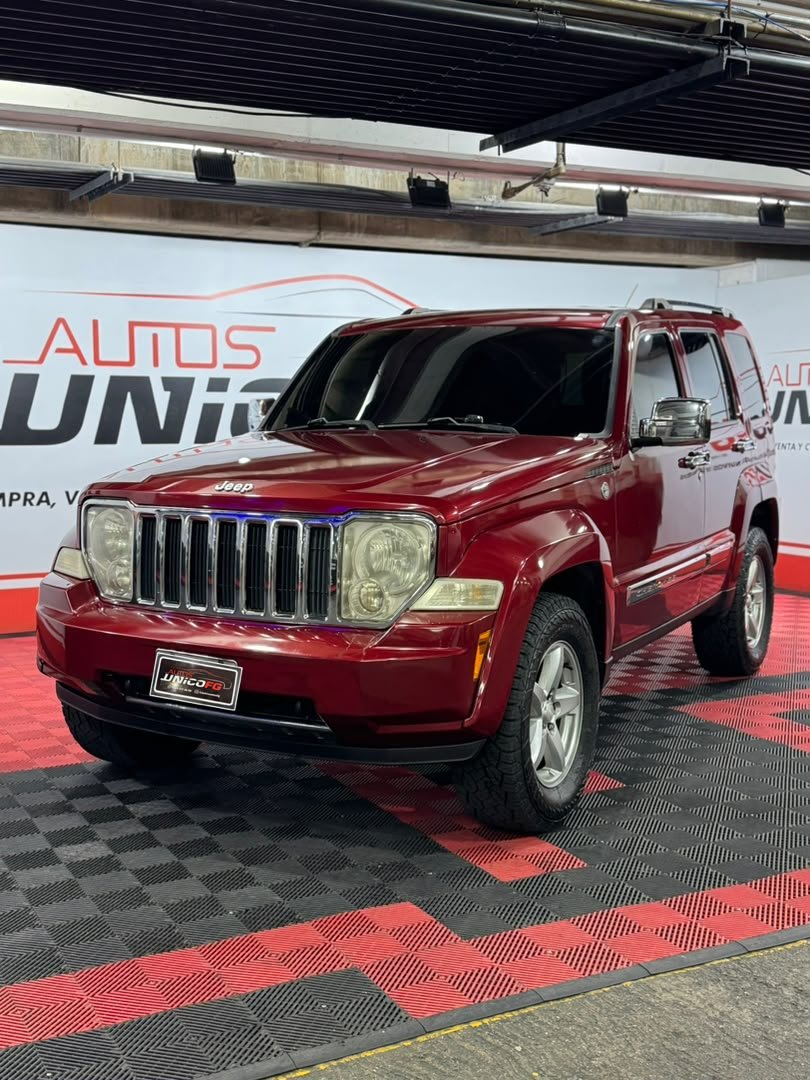 JEEP CHEROKEE KK SPORT 4X4 2009