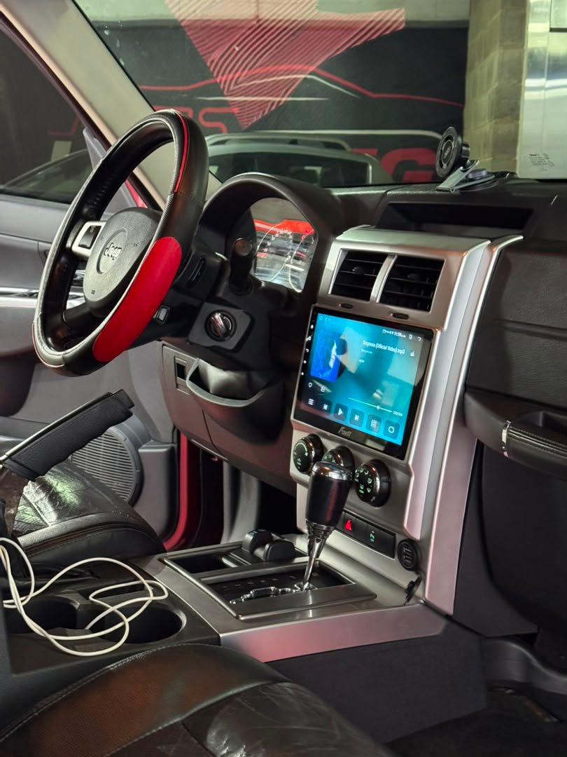 JEEP CHEROKEE KK SPORT 4X4 2009 - Image 9