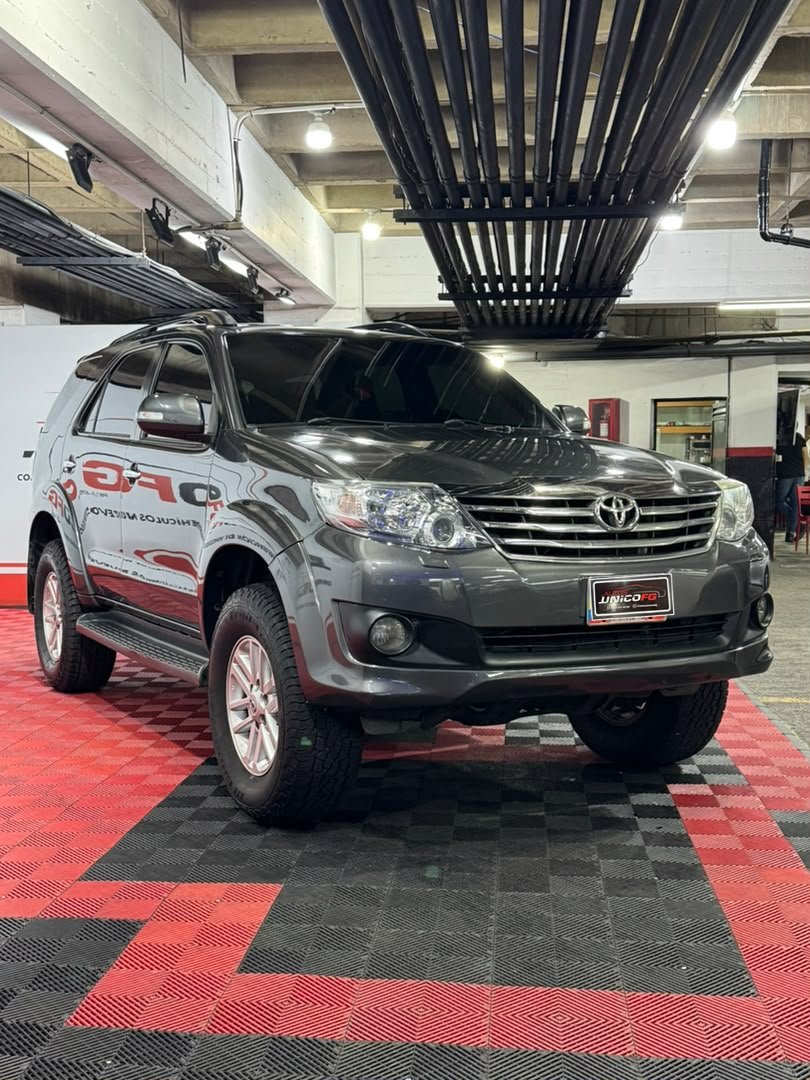 TOYOTA FORTUNER 2014 - Image 3