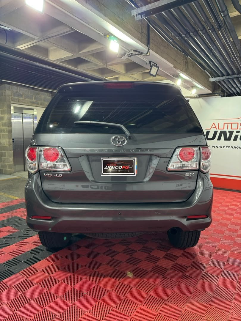 TOYOTA FORTUNER 2014 - Image 5