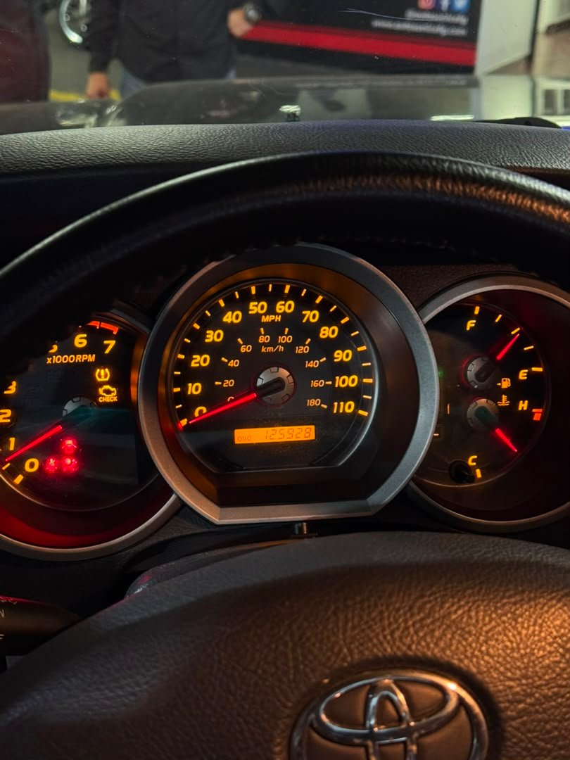 TOYOTA 4RUNNER 4X4 2008 - Image 10