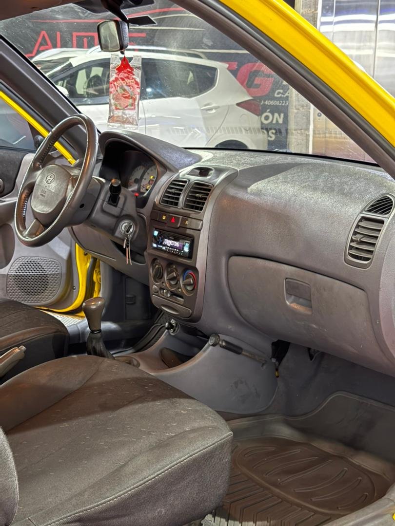HYUNDAI VERNA GT 2002 - Image 7