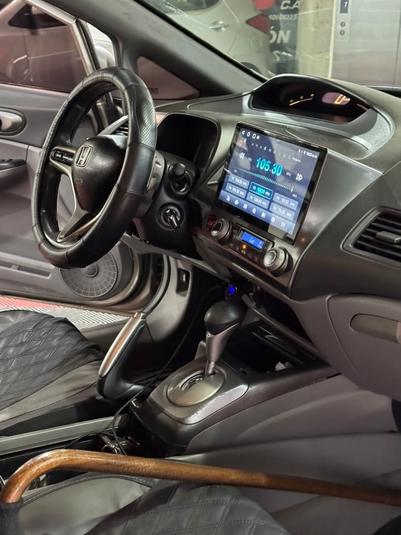 HONDA CIVIC 2008 - Image 9