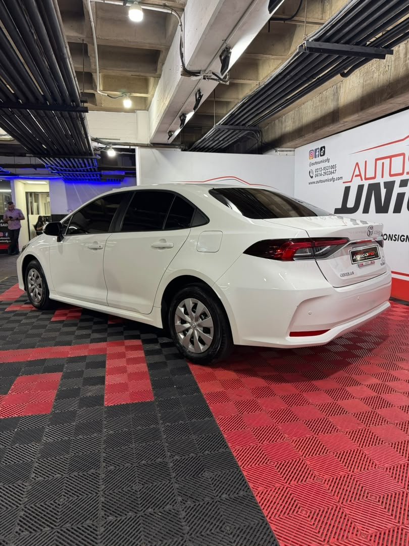 TOYOTA COROLLA XLI 2024 - Image 6
