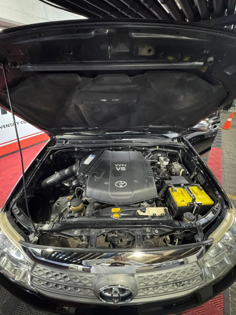TOYOTA FORTUNER 2011 - Image 16