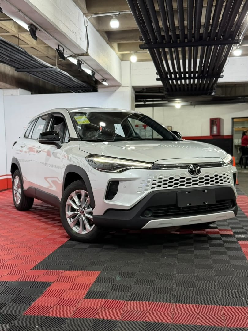 TOYOTA CROSSOVER 2025 - Image 3