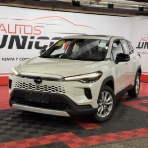 TOYOTA CROSSOVER 2025