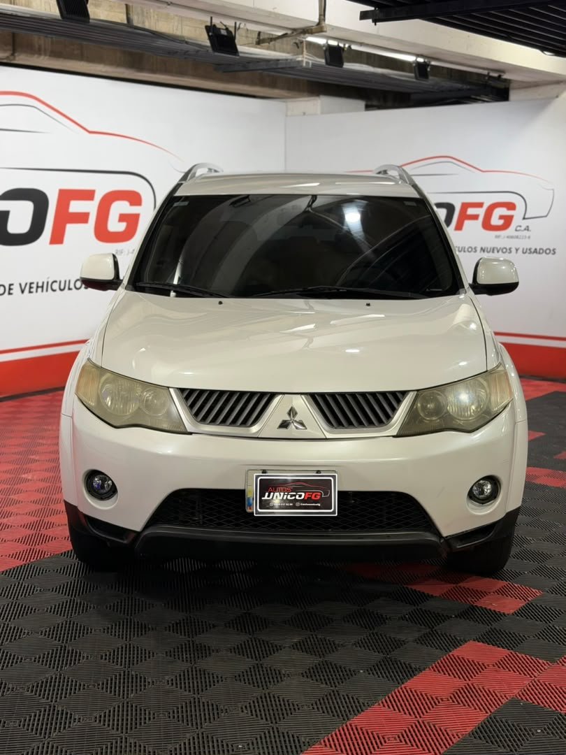 MITSUBISHI OUTLANDER 2009 - Image 3